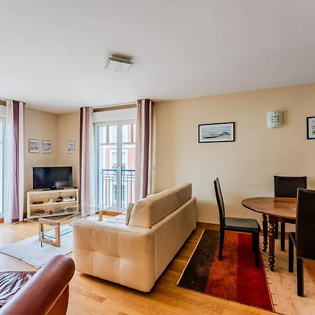 : Superbe T2 A 100m De La Avec Parking, Wifi - Fr-1-433-138 *
